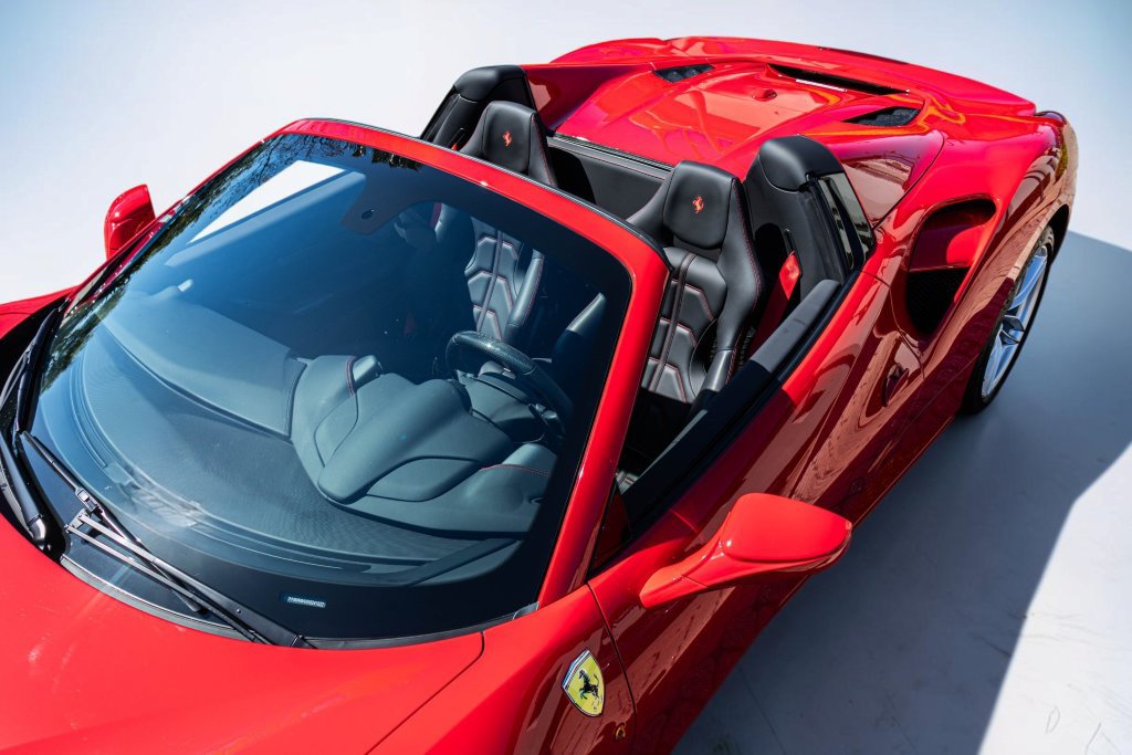 Certified 2019 Ferrari 488 Spider RWD image 32