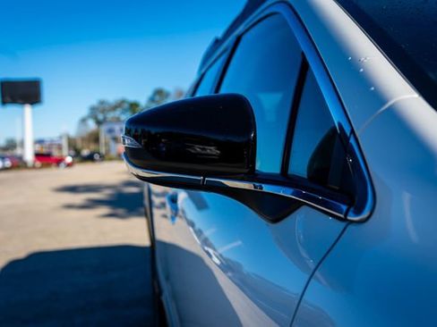 Certified 2025 Subaru Outback Premium image 23