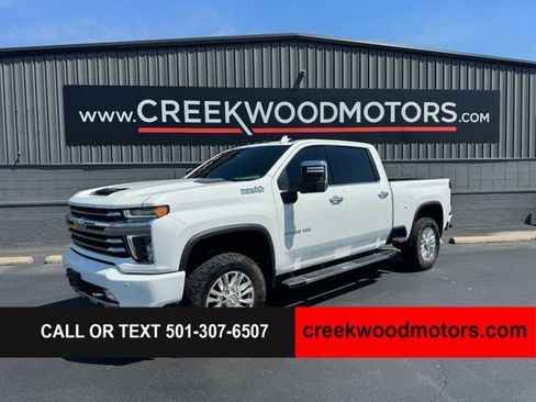 Used 2023 Chevrolet Silverado 2500 High Country w/ Safety Package II AWD/4WD image 1