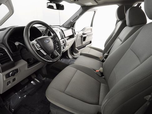 Used 2019 Ford F150 XLT w/ Equipment Group 302A Luxury image 10