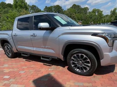 Used 2024 Toyota Tundra Limited AWD/4WD image 3