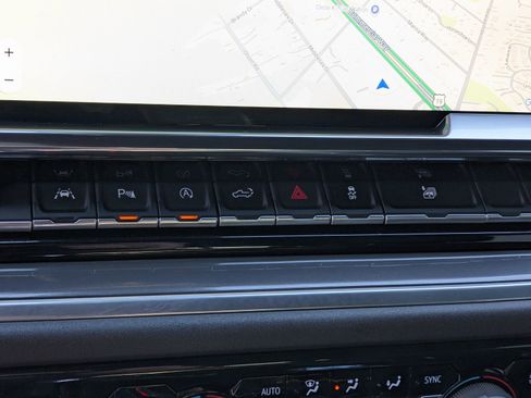 Used 2025 Chevrolet Silverado 1500 High Country image 26