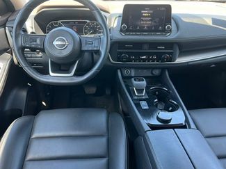 Used 2023 Nissan Rogue SV w/ SV Premium B Package AWD/4WD video 3