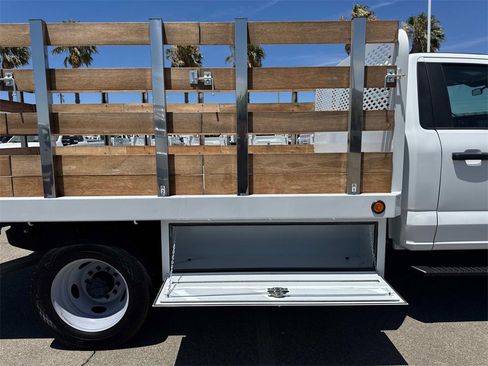 New 2024 Ford F450 XL w/ XL Chrome Package image 19