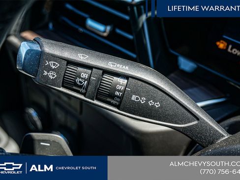 New 2026 Chevrolet Suburban Premier RWD image 32