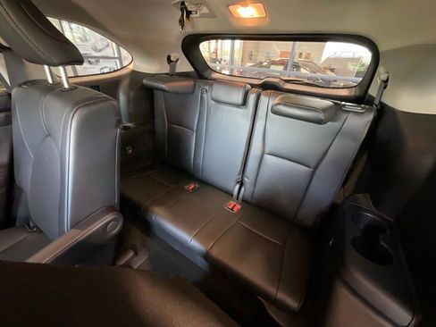Used 2023 Toyota Highlander Limited AWD/4WD image 23
