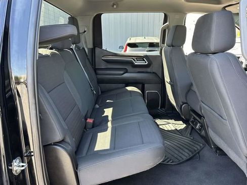 Used 2022 Chevrolet Silverado 1500 LT AWD/4WD image 21