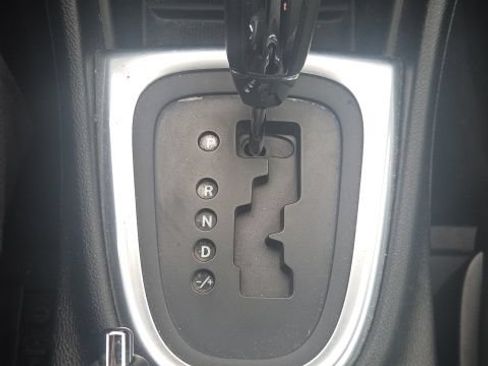 Used 2013 Dodge Avenger SXT FWD image 23