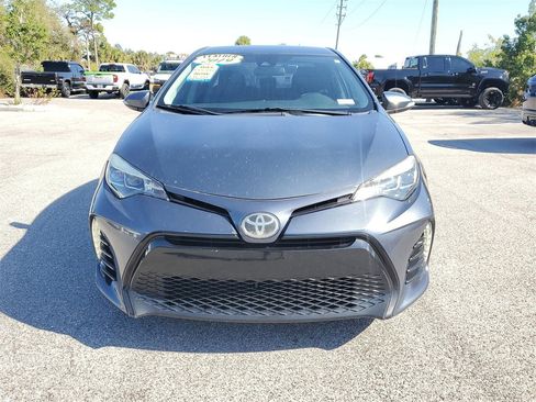 Used 2019 Toyota Corolla SE image 2