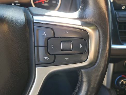 Used 2021 Chevrolet Tahoe Z71 w/ Z71 Off-Road Package AWD/4WD image 12