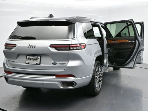 Used 2023 Jeep Grand Cherokee L Summit AWD/4WD image 44