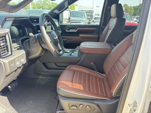 New 2026 GMC Sierra 3500 Denali Ultimate w/ LPO, Black Badging Package AWD/4WD image 18