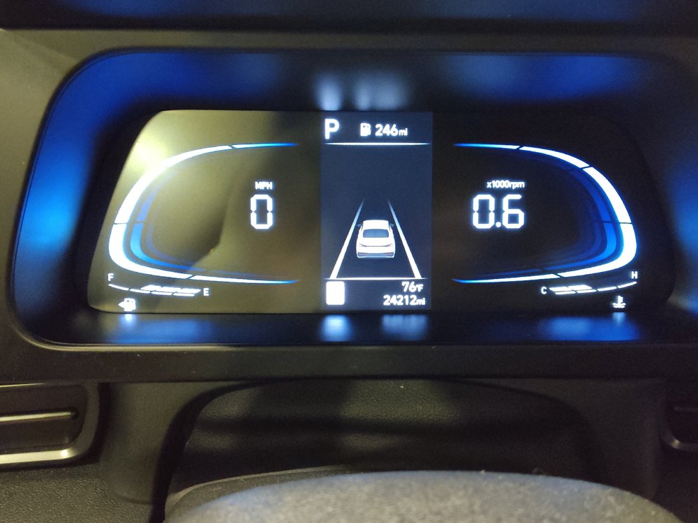 Used 2025 Hyundai Elantra Sport FWD image 23