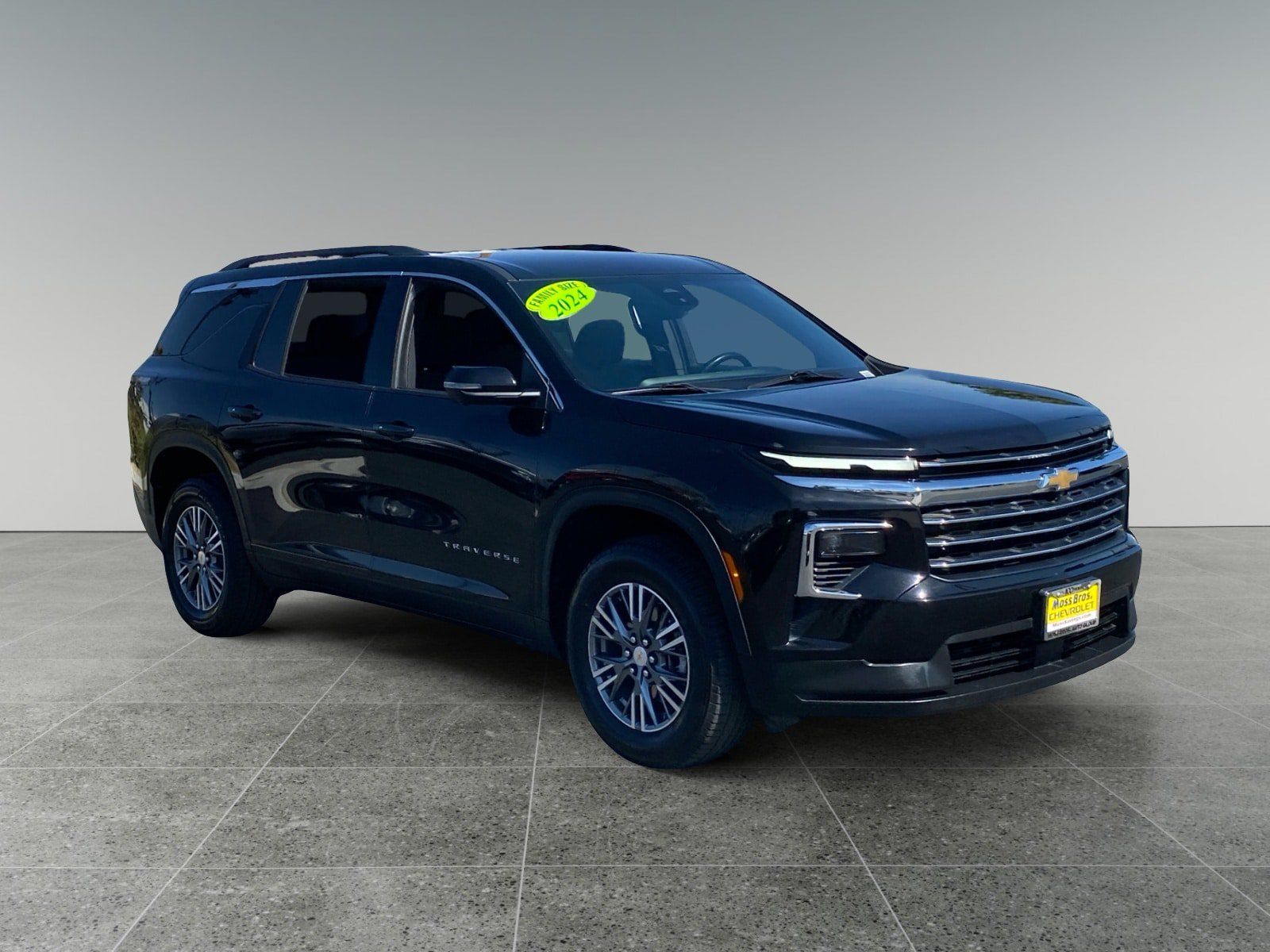 Used 2024 Chevrolet Traverse LT FWD image 7