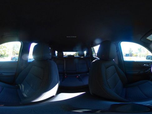 Used 2025 Chevrolet Equinox LT image 42