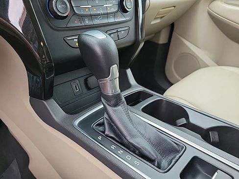 Used 2017 Ford Escape Titanium AWD/4WD image 25