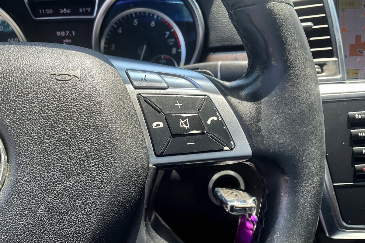 Used 2012 Mercedes-Benz ML 350 4MATIC image 19