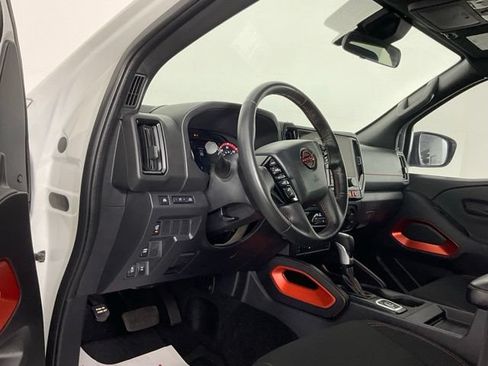 Used 2026 Nissan Frontier PRO-4X AWD/4WD image 17