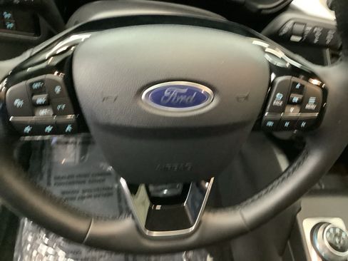 Used 2025 Ford Escape Platinum AWD/4WD image 15
