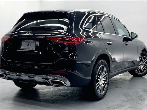 New 2026 Mercedes-Benz GLC 300 image 8