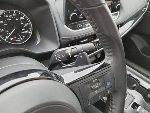 Used 2023 Nissan Rogue SL w/ SL Premium Package AWD/4WD image 24
