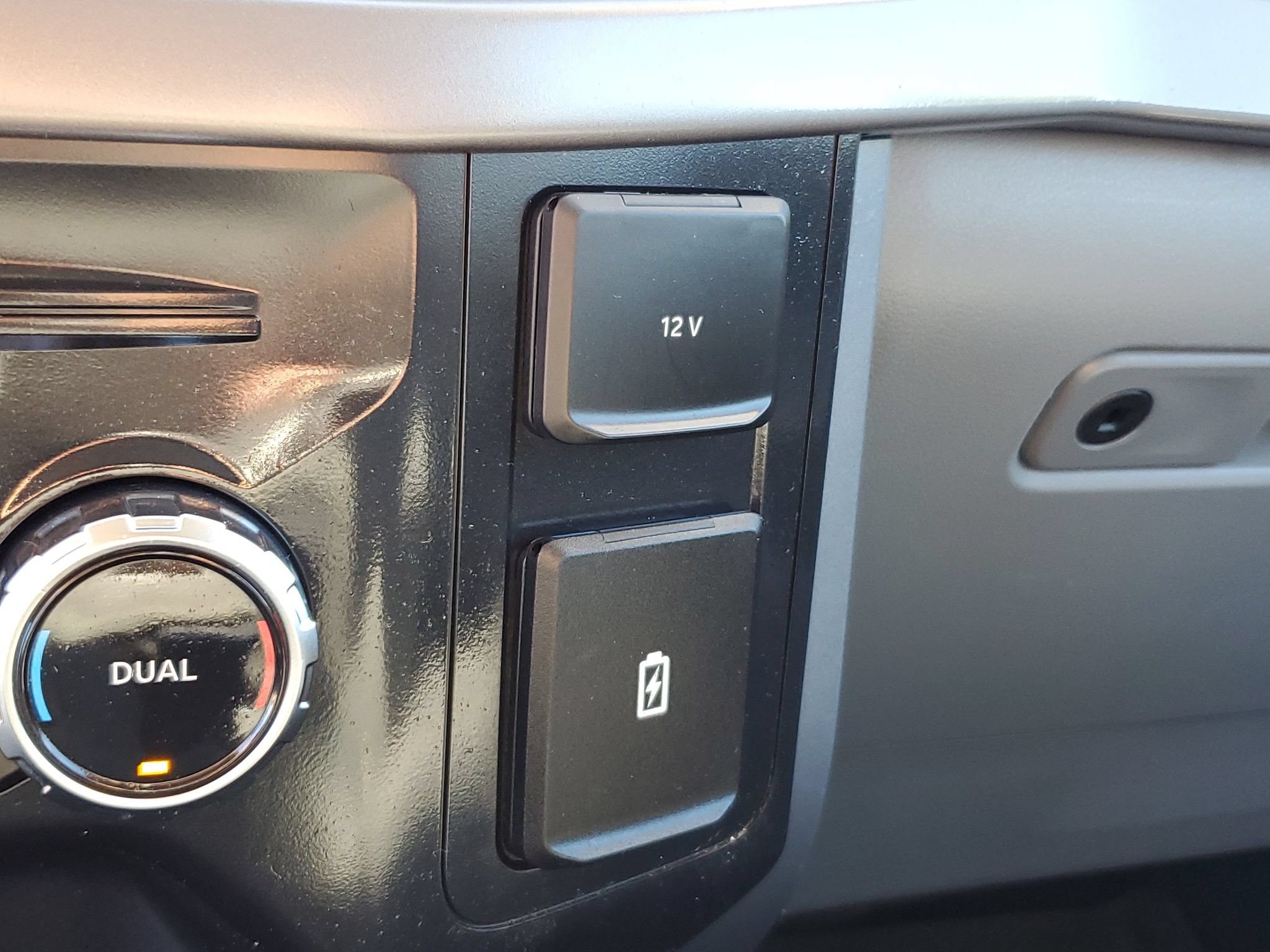 Used 2024 Ford F150 XLT AWD/4WD image 27