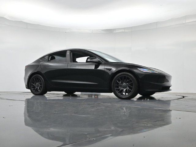 Used 2024 Tesla Model 3 Long Range AWD/4WD image 31