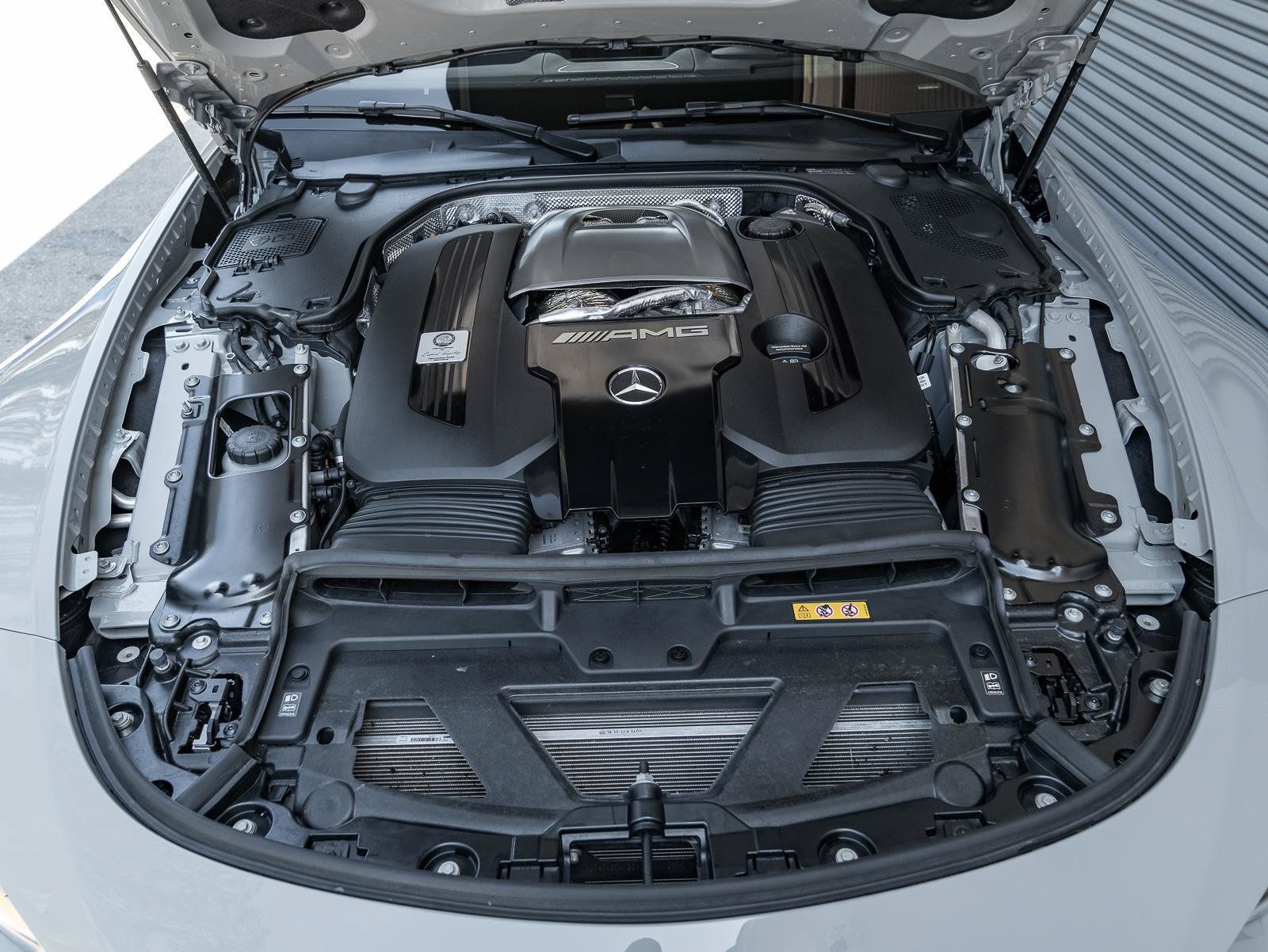 Used 2024 Mercedes-Benz SL 55 AMG 4MATIC image 26
