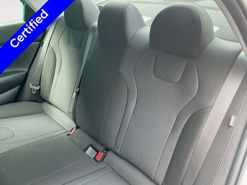 Certified 2025 Hyundai Elantra SE FWD image 14