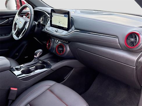 Used 2024 Chevrolet Blazer RS w/ Driver Confidence II Package image 29