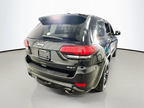 Used 2017 Jeep Grand Cherokee SRT AWD/4WD image 8