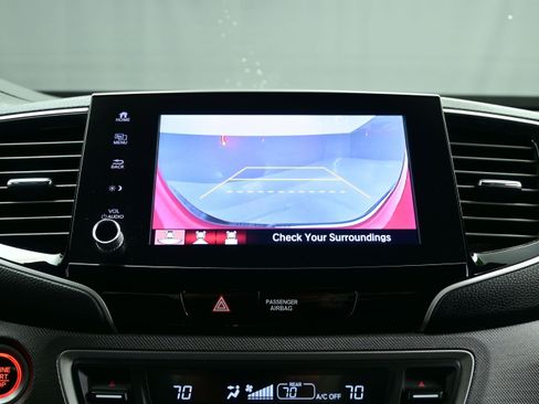 Used 2023 Honda Ridgeline Sport image 18