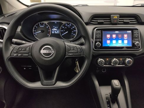 Used 2025 Nissan Versa S FWD image 22