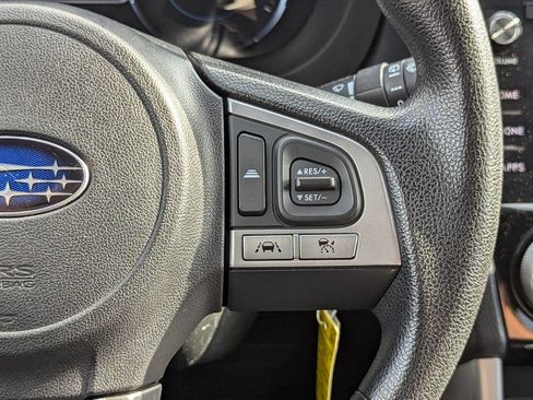 Used 2017 Subaru Forester 2.5i Premium image 23