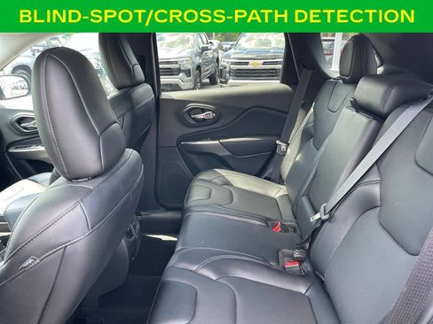 Used 2022 Jeep Cherokee Latitude Lux FWD image 14