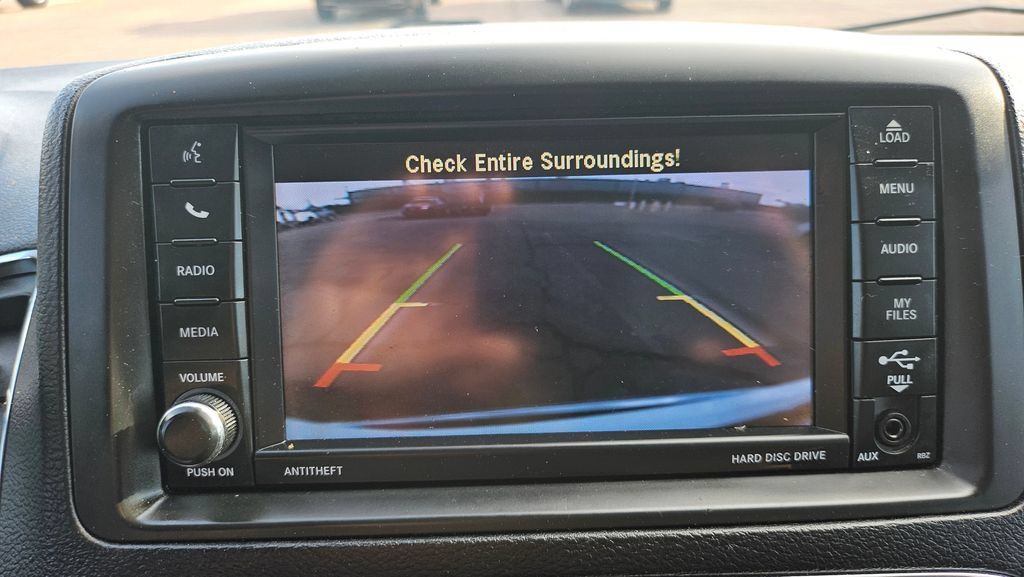Used 2019 Dodge Grand Caravan SE FWD image 34