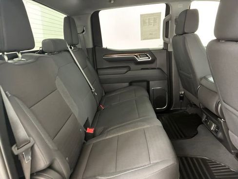 Certified 2024 Chevrolet Silverado 1500 LT AWD/4WD image 16