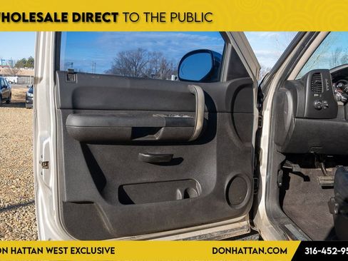 Used 2009 Chevrolet Silverado 1500 LT w/ Texas Edition image 14