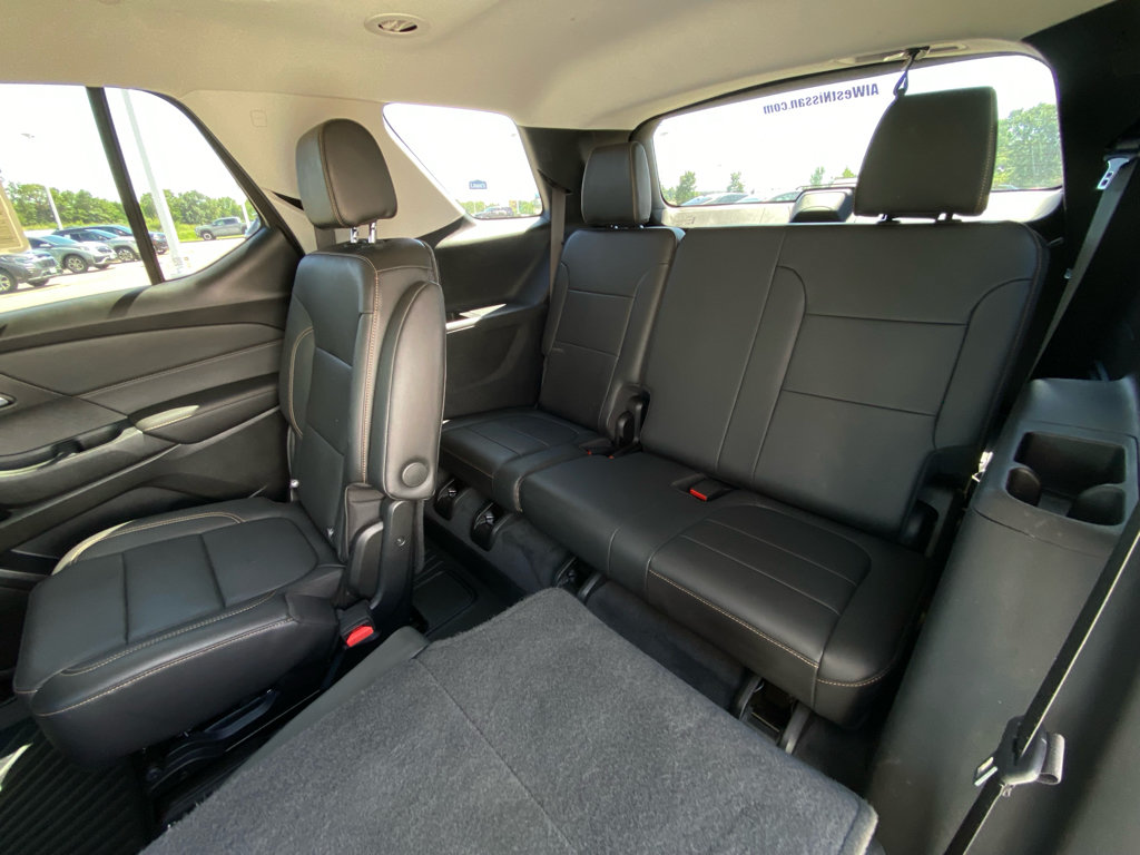 Used 2021 Chevrolet Traverse Premier w/ Redline Edition AWD/4WD image 12