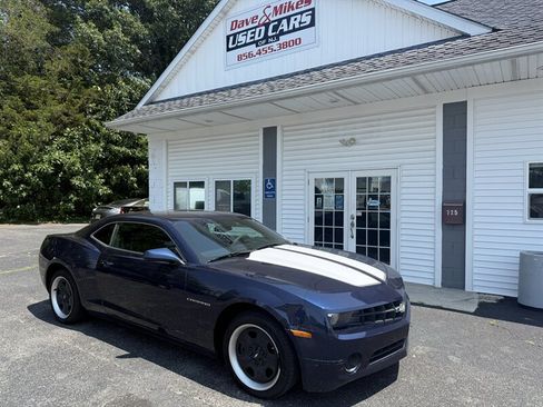 Used 2010 Chevrolet Camaro LS RWD image 1