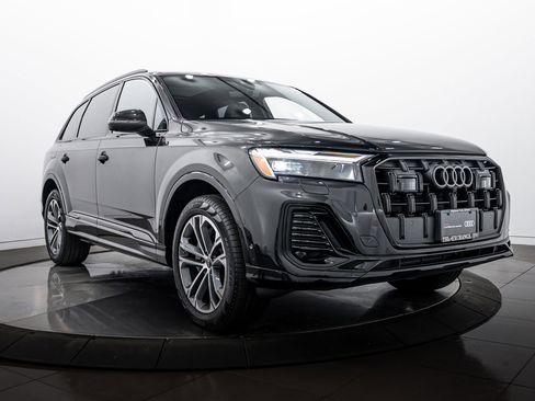 Certified 2025 Audi Q7 2.0T Premium Plus w/ Premium Plus Package image 2