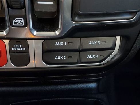 Certified 2022 Jeep Gladiator Mojave w/ Trailer Tow Package image 37