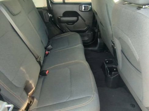 Used 2025 Jeep Wrangler Unlimited Sport AWD/4WD image 24