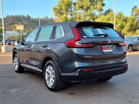 Used 2023 Honda CR-V LX image 7