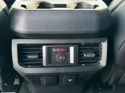 Used 2024 Ford F350 Platinum w/ FX4 Off-Road Package image 19