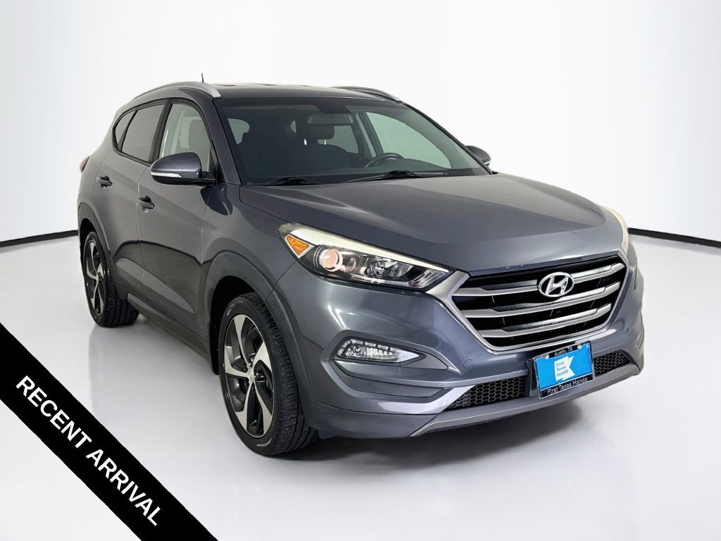 Used 2016 Hyundai Tucson Sport FWD image 1