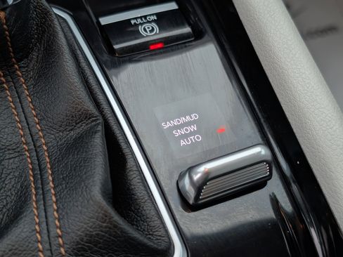 Used 2022 Jeep Compass Limited image 6