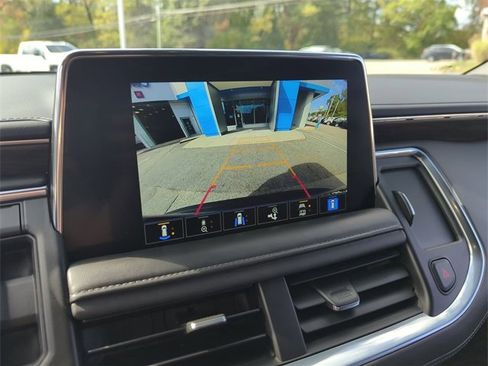 Used 2022 Chevrolet Tahoe LT w/ LT Signature Plus Package image 14