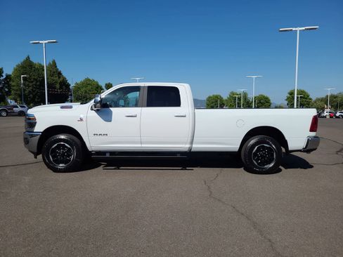 New 2025 RAM 2500 Laramie image 11