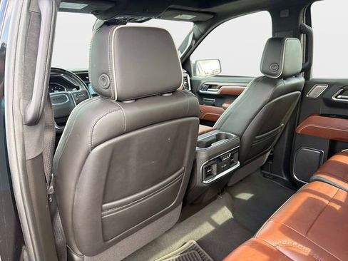 Used 2024 GMC Sierra 1500 Denali Ultimate AWD/4WD image 13